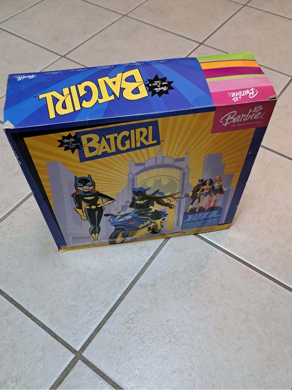 Barbie 2003 Mattel Barbie as Batgirl doll set (model C7458)